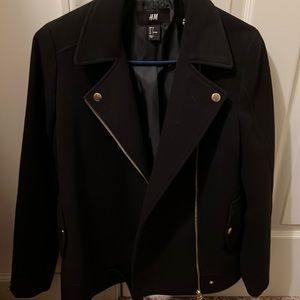 H&M black zip up coat size 4